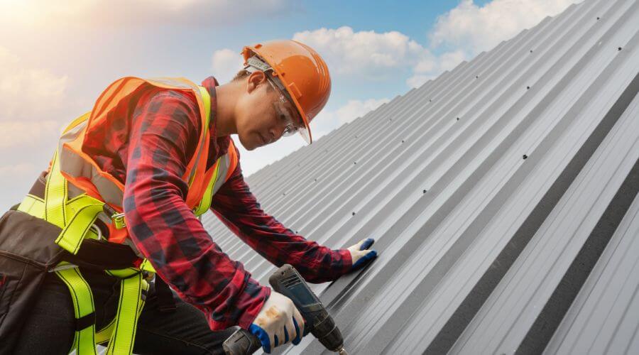 Owens Corning roofing contractor in Lovington, IL